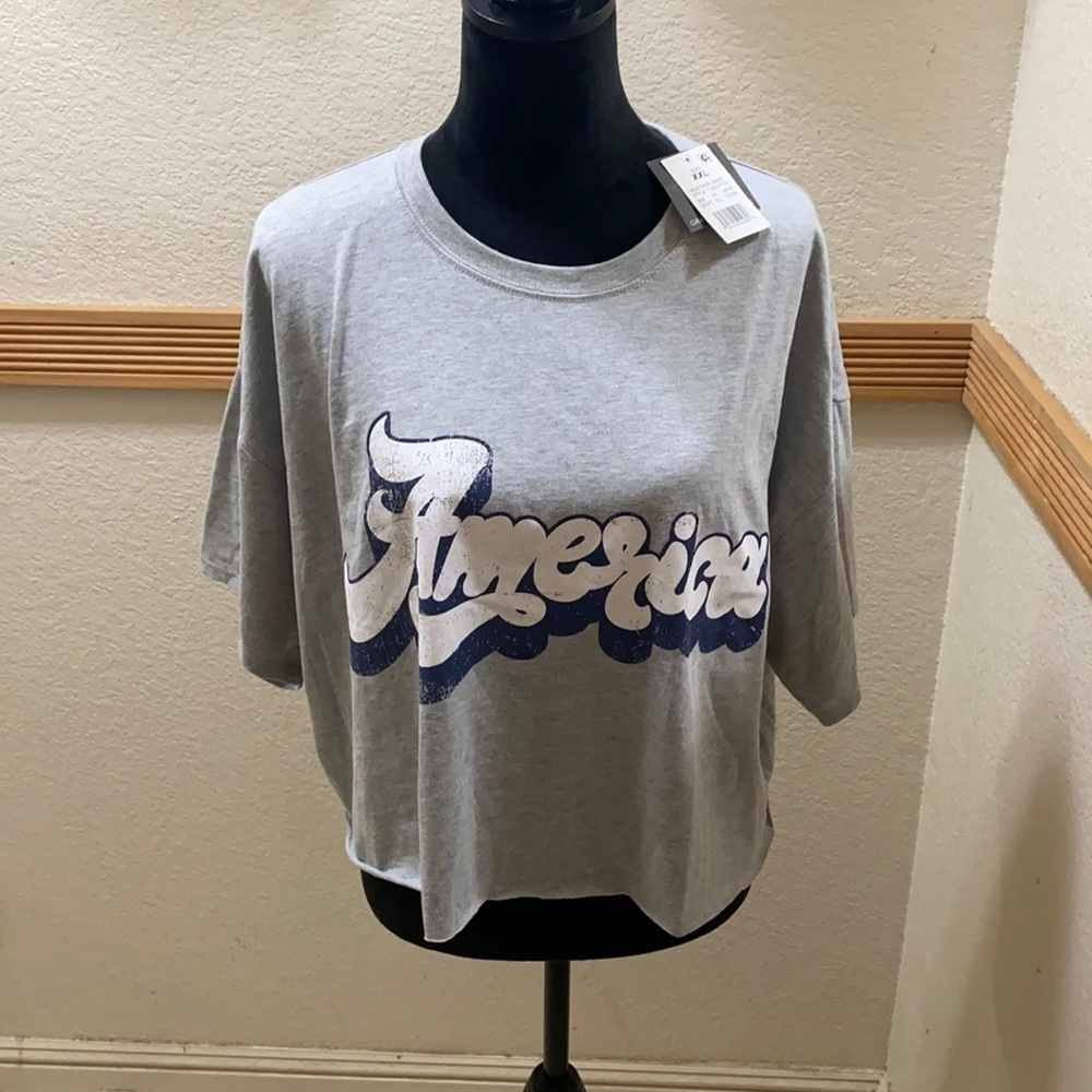 NWT Heather Grey XXL Grayson Threads cropped blouse!!